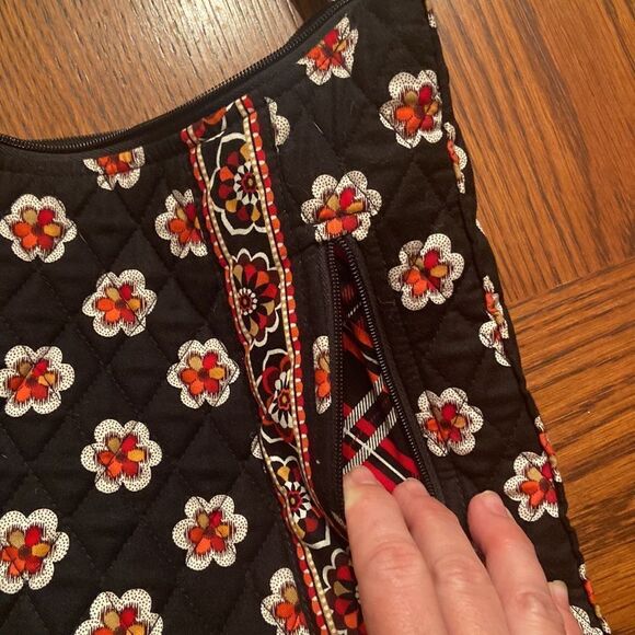 Vera Bradley bag like new black, red cream tan colors - Picture 9 of 12